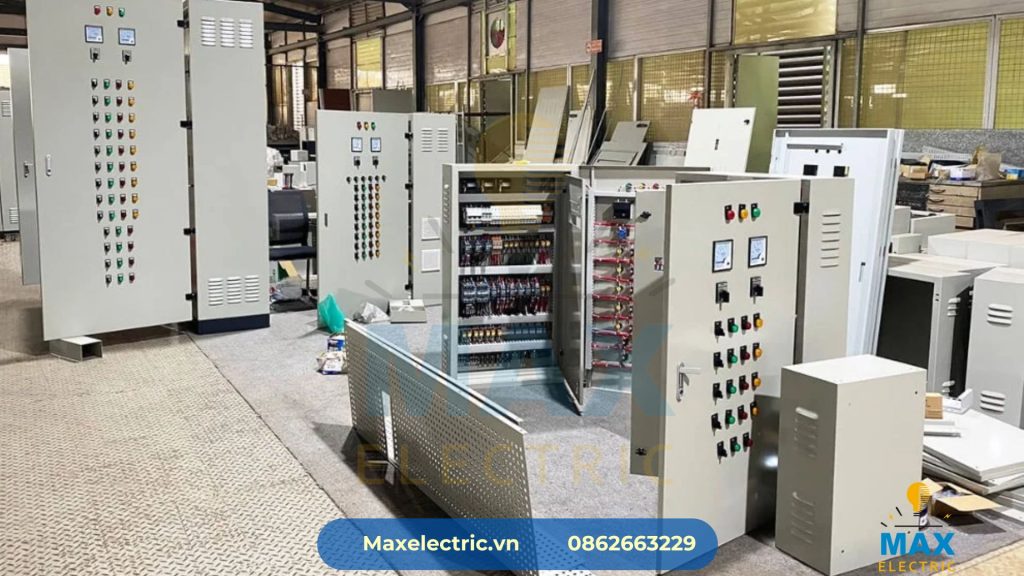 Báo giá tủ điện chiếu sáng công cộng tại Max Electric