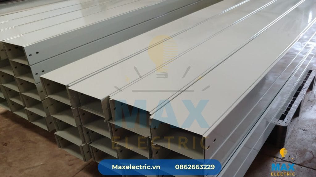 Máng Cáp Kín (Cable Trunking)